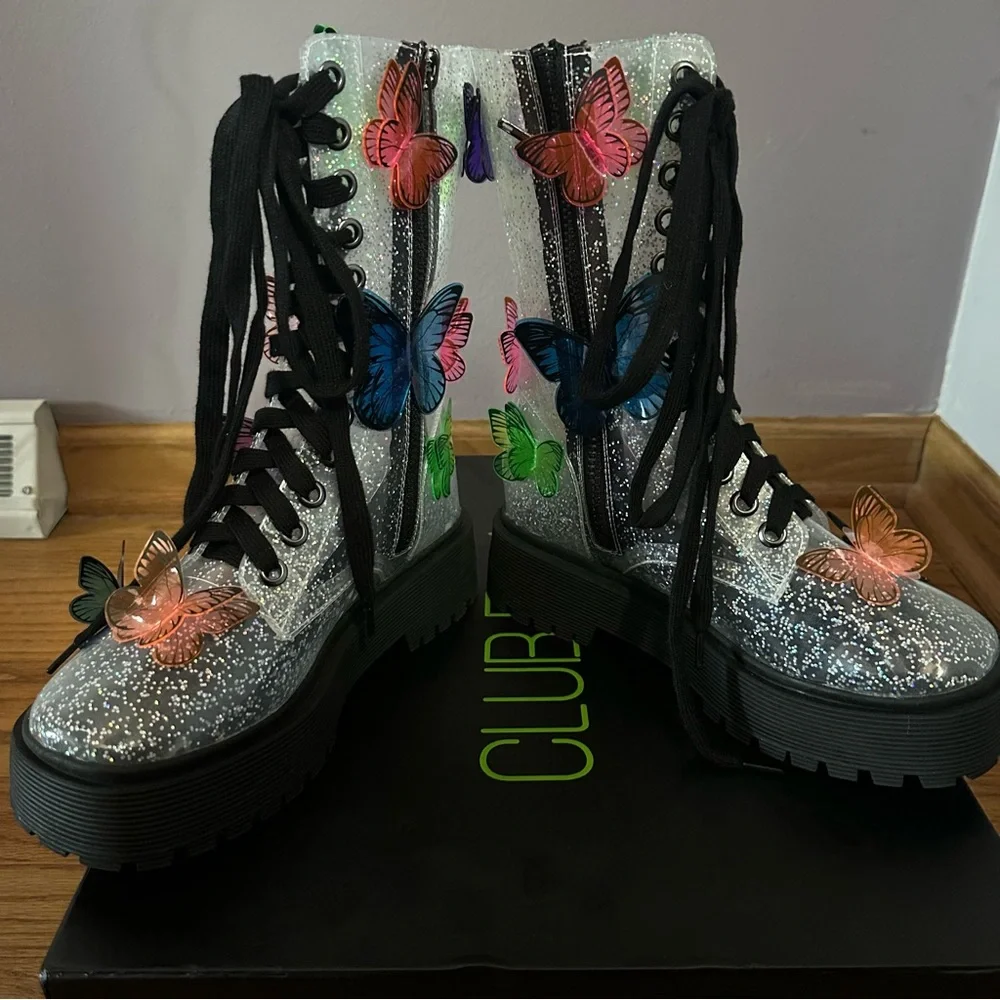 Club Exx Terrarium Butterfly Boots - Picture 4 of 7